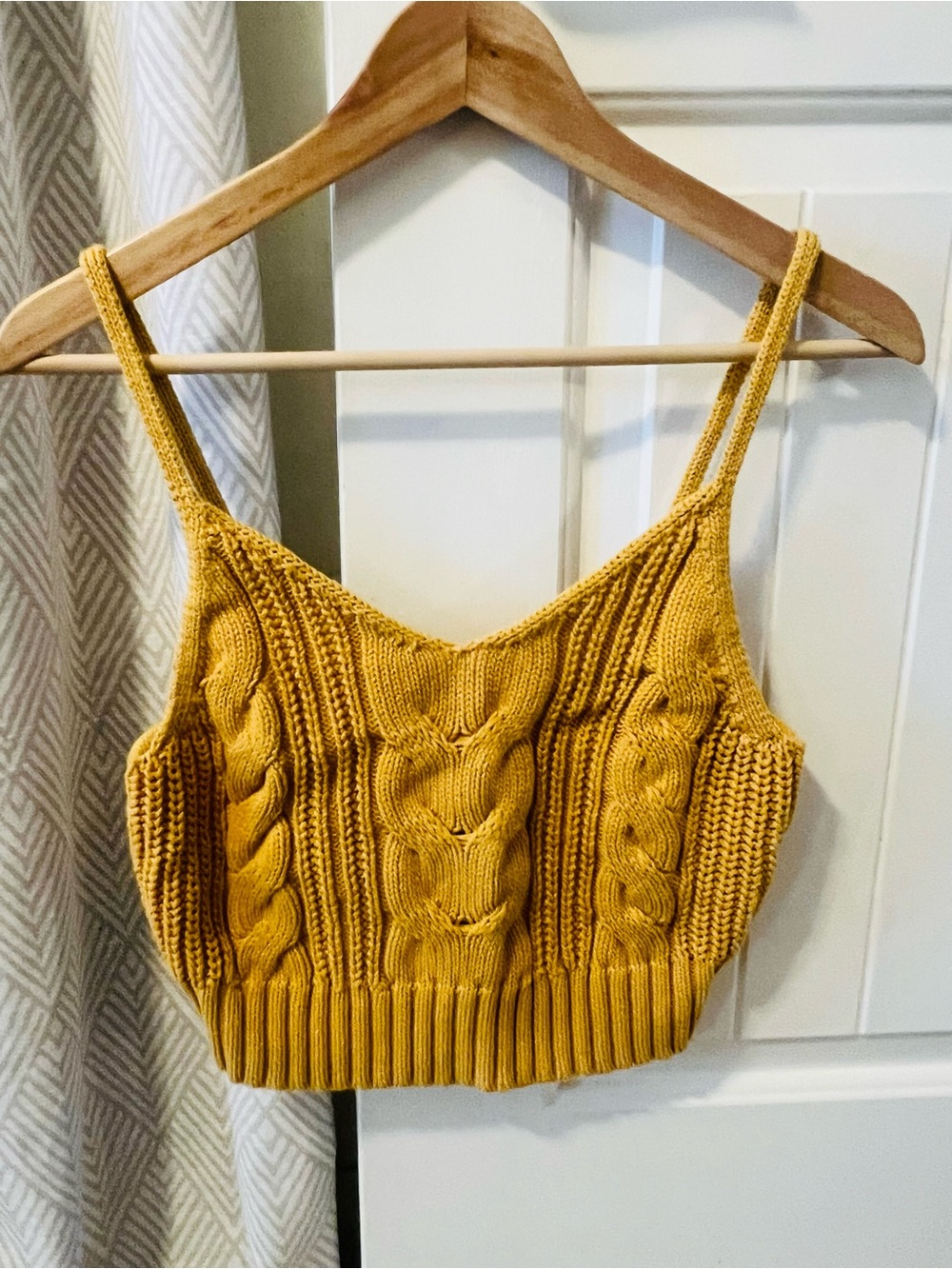 American Eagle Outfitters Mustard Cable-Knit Cropped Tank